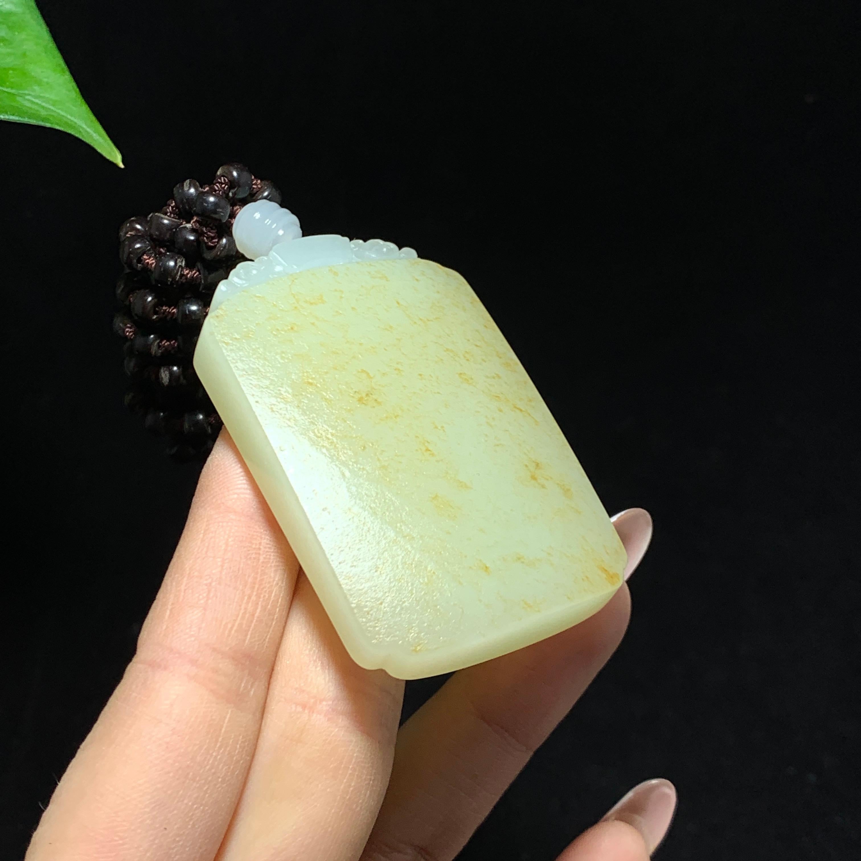 和田籽料洒金皮无事牌（70.7g）