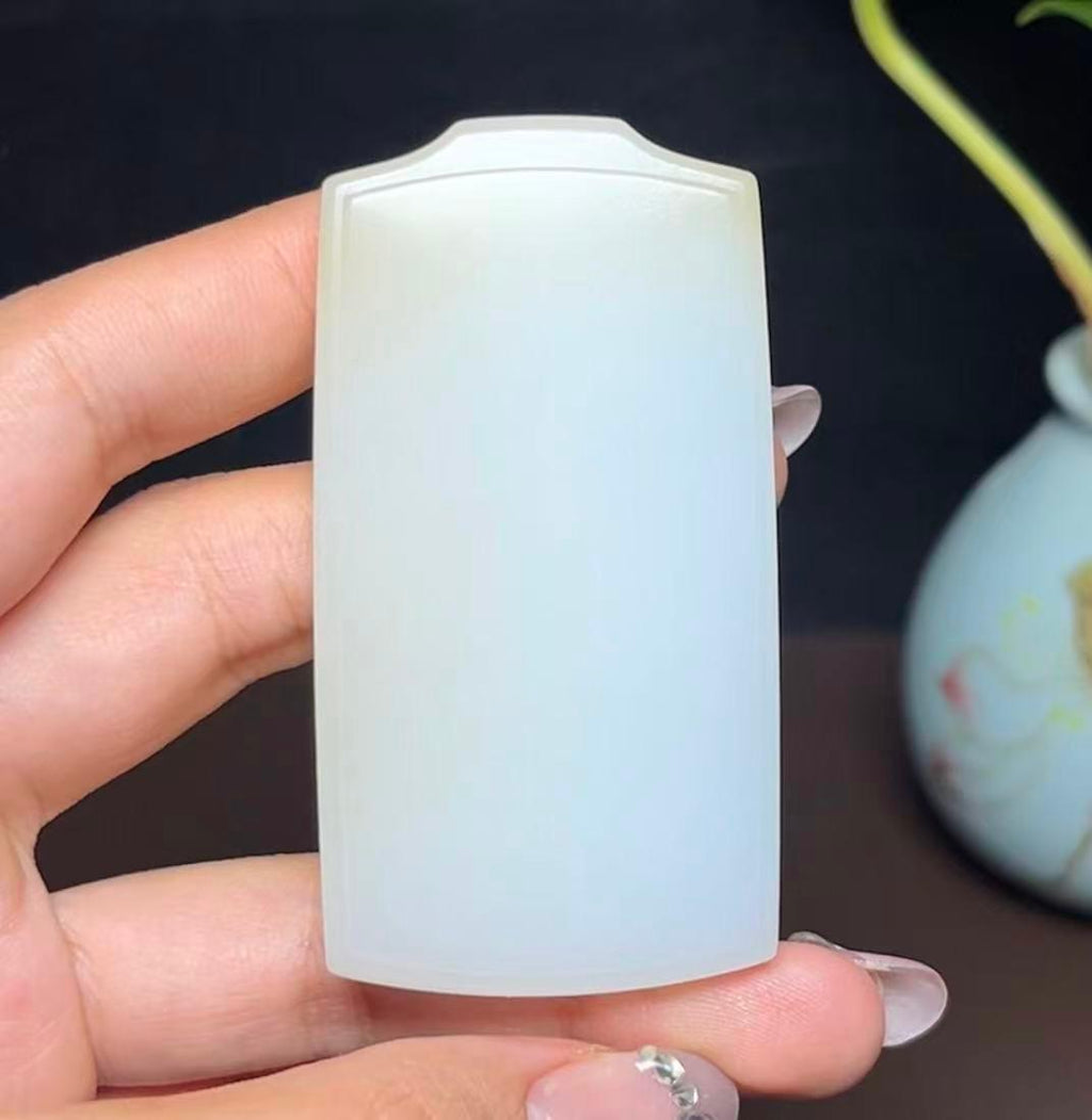 新疆和田玉且末料羊脂玉平安无事牌（66.6g）