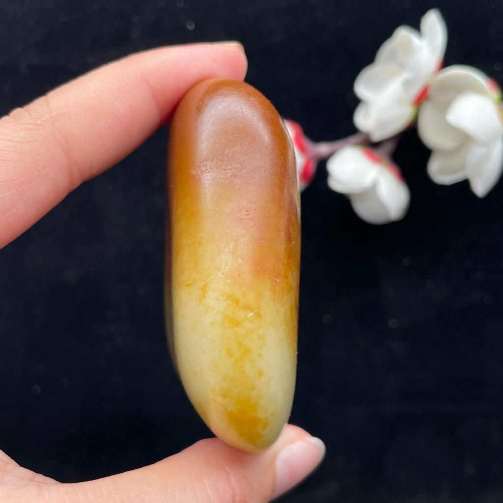 和田玉聚红皮籽料手把件（165g）