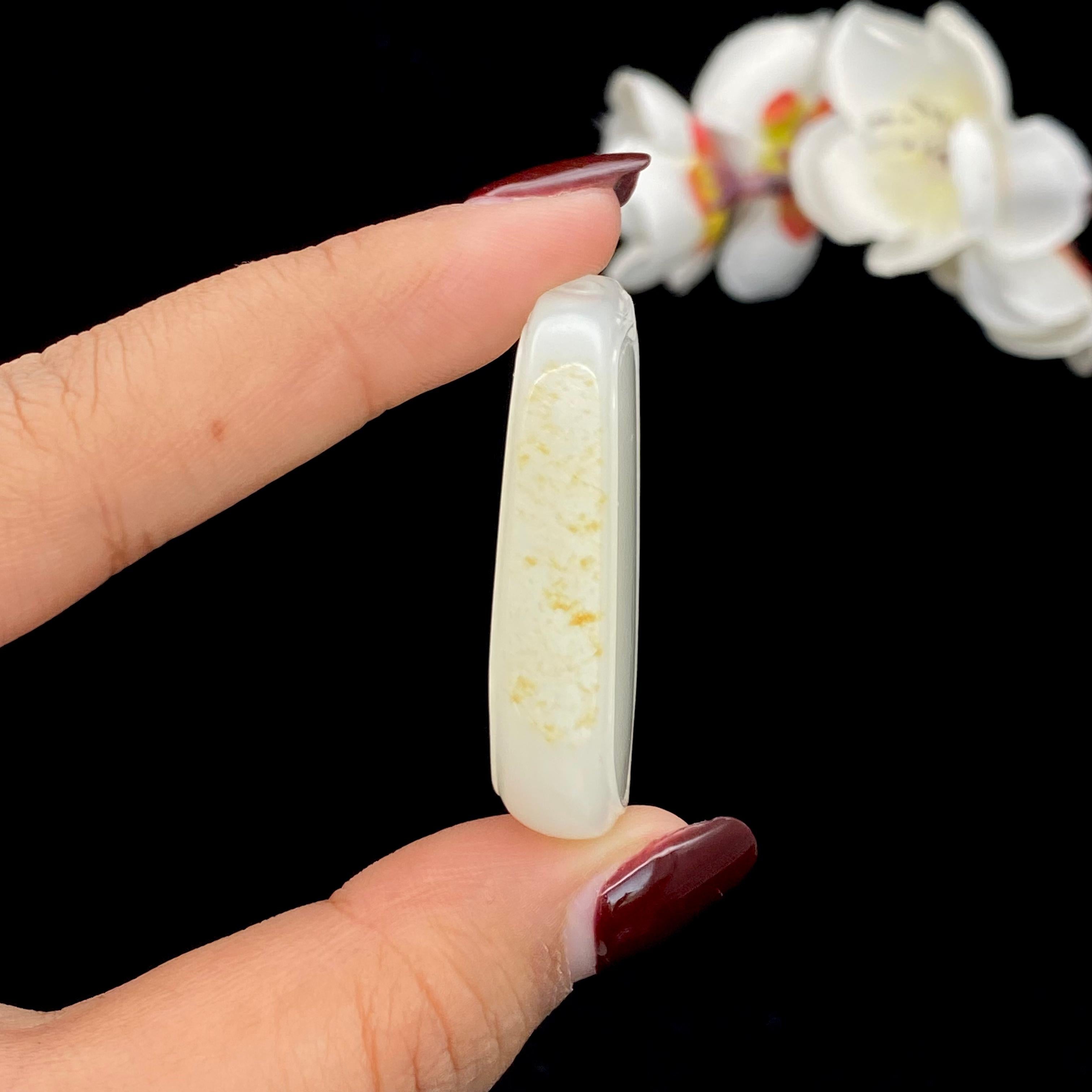 和田玉籽料【平安无事牌】（24.9g）