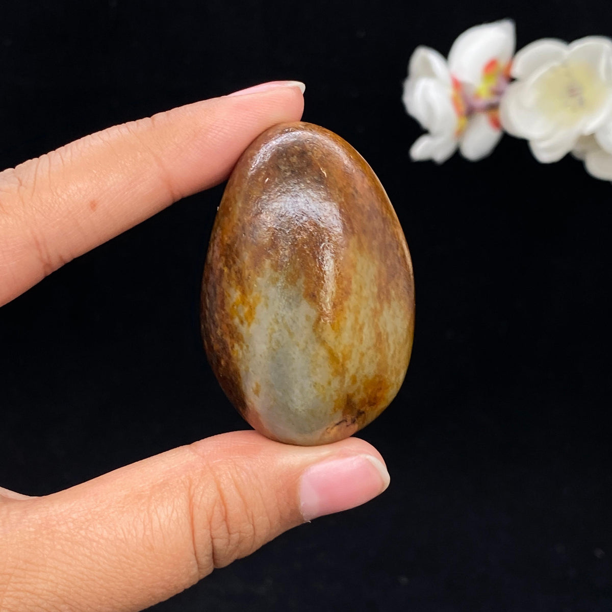 和田玉黄沁皮青花底籽料手把件（80.9g）