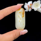 和田玉洒红皮籽料大挂件（51.3g）
