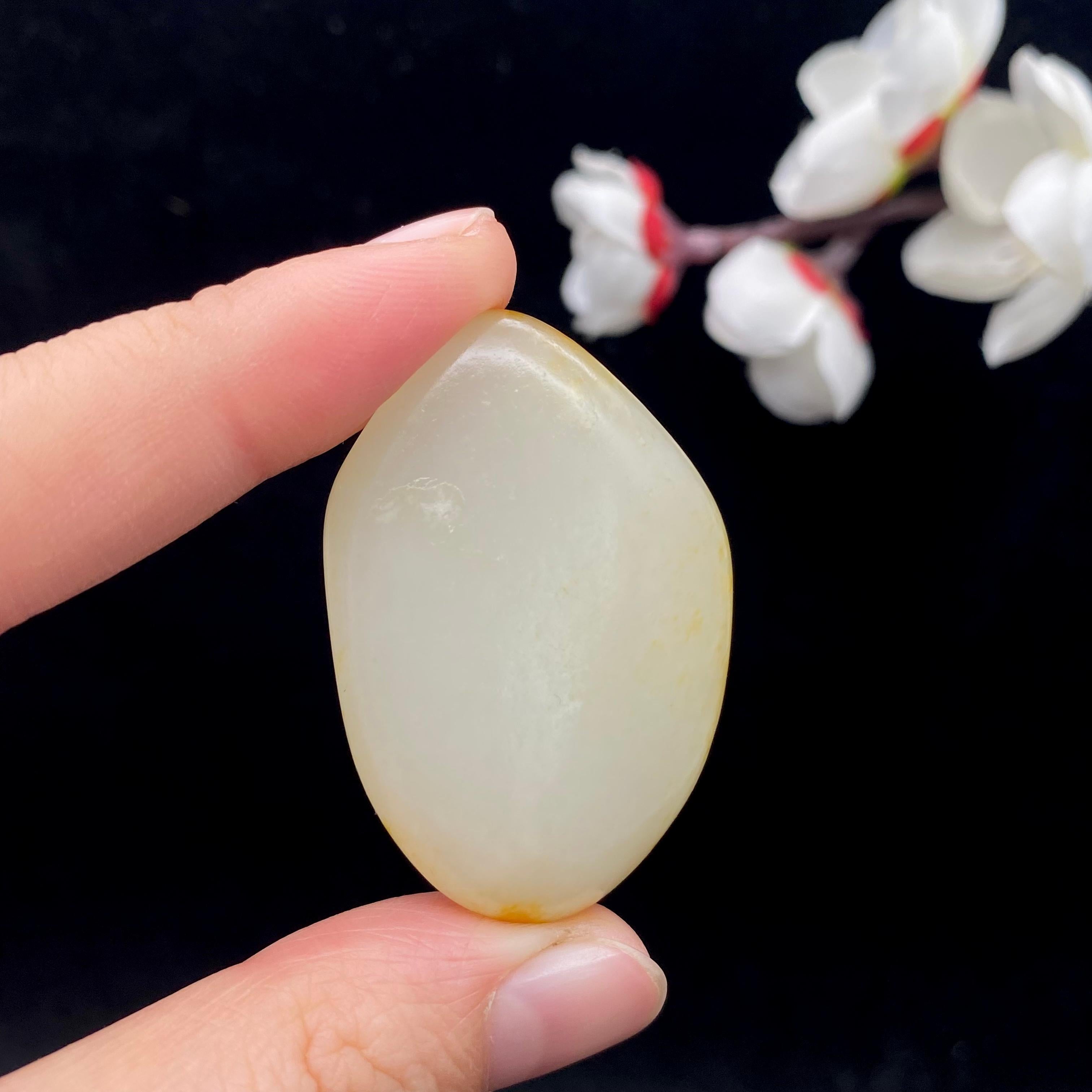 和田玉洒金皮籽料原石（30.7g）