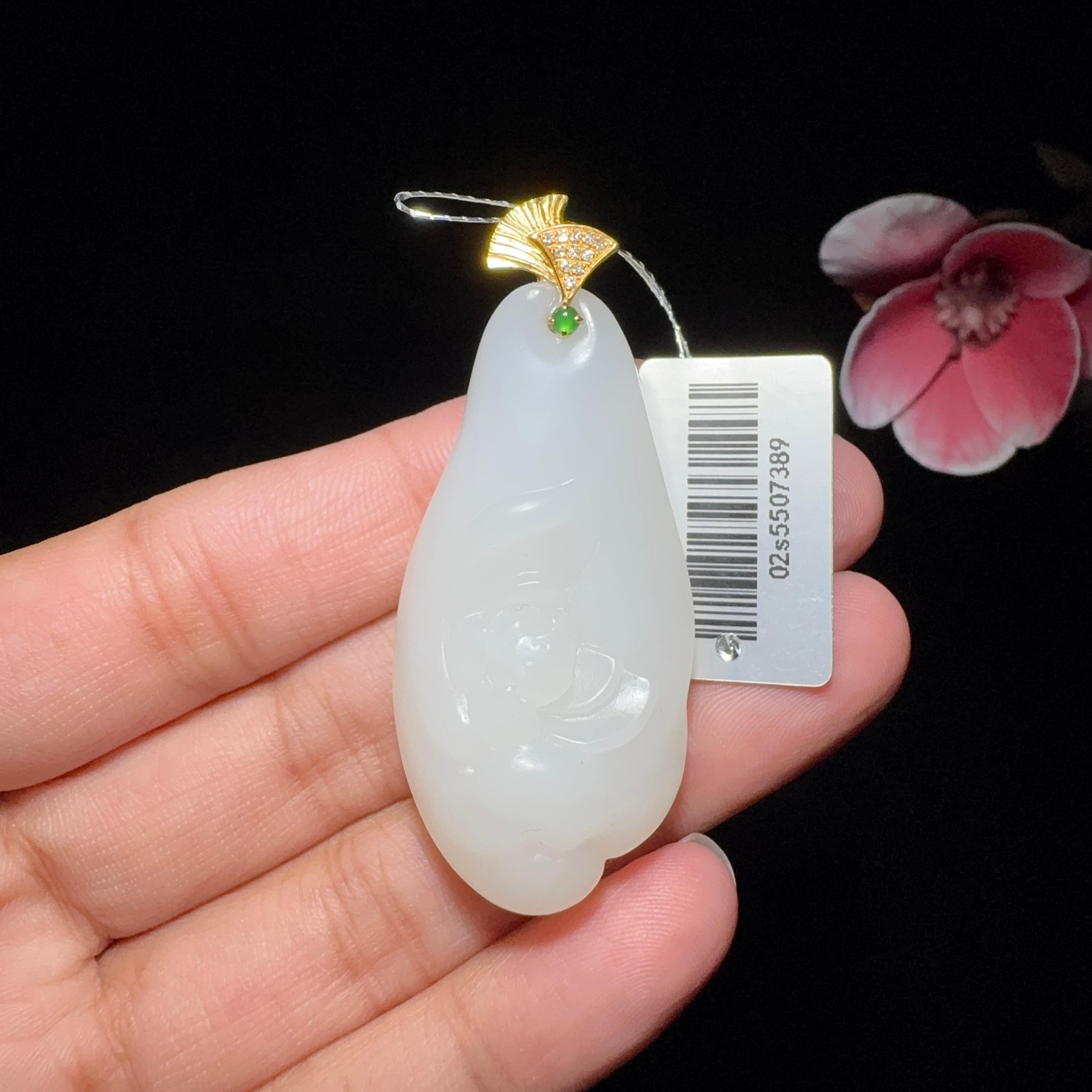 和田玉白玉花开富贵吊坠（18.9g）