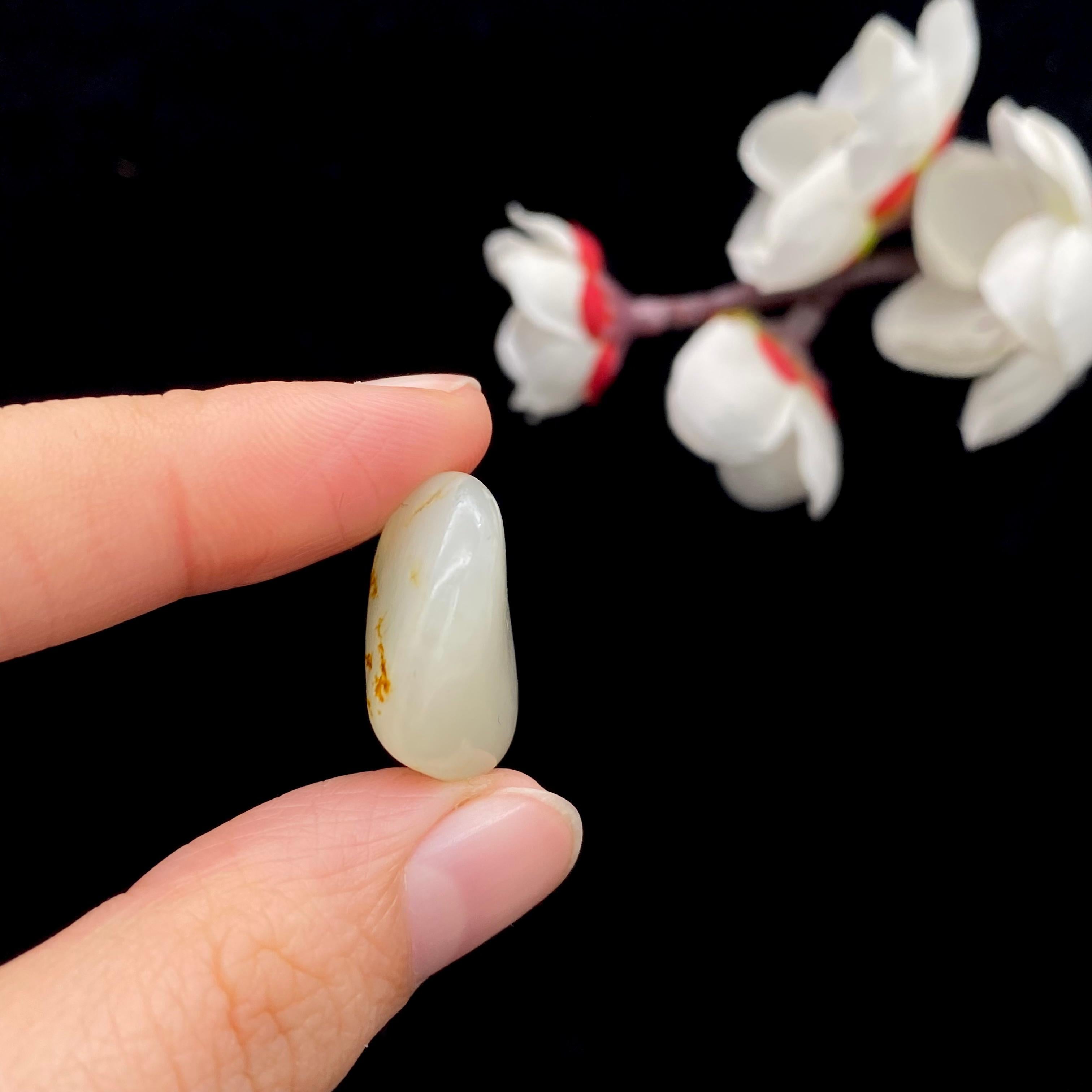 和田玉洒金皮籽料戒面籽（5.3g）
