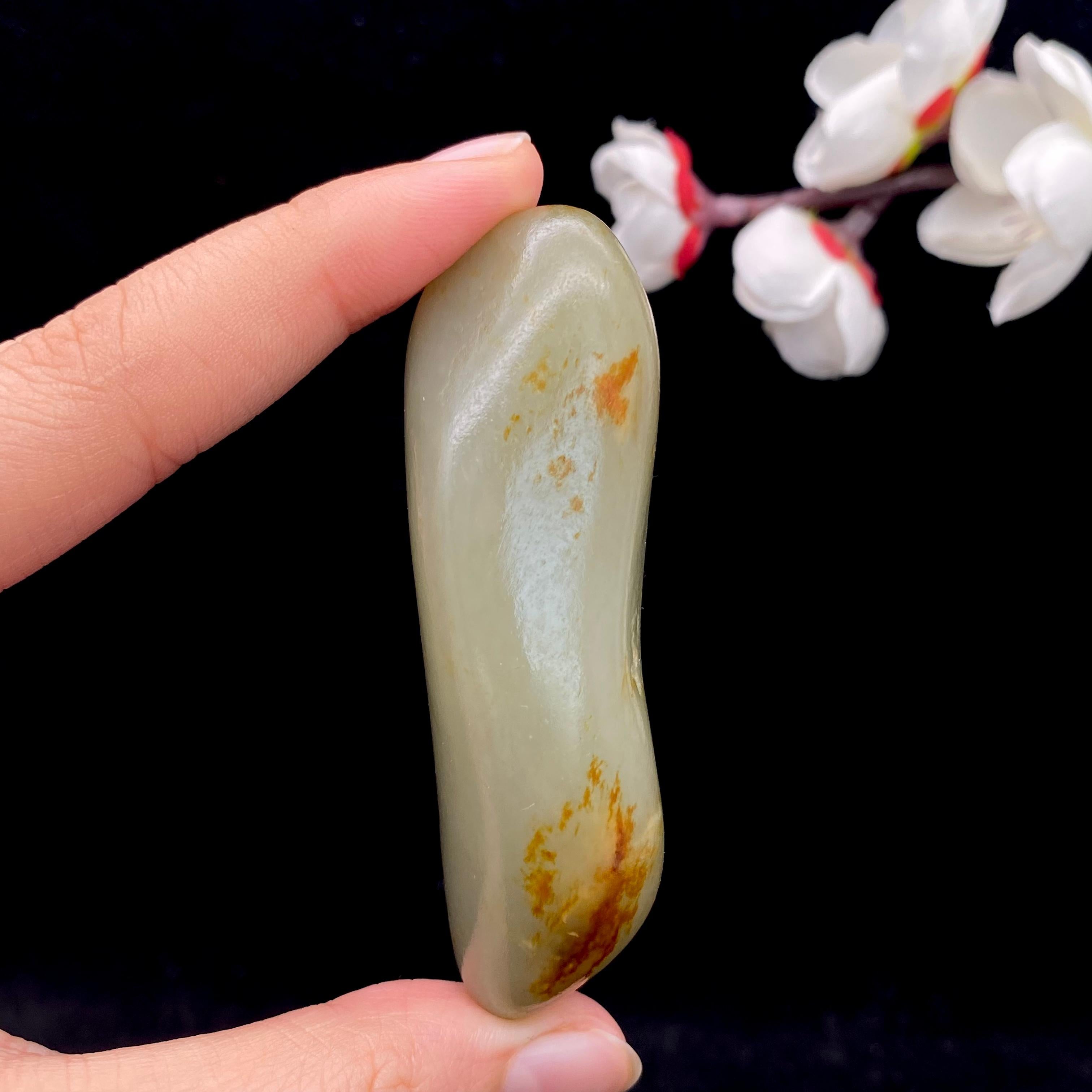 和田玉洒金皮籽料原石（66g）