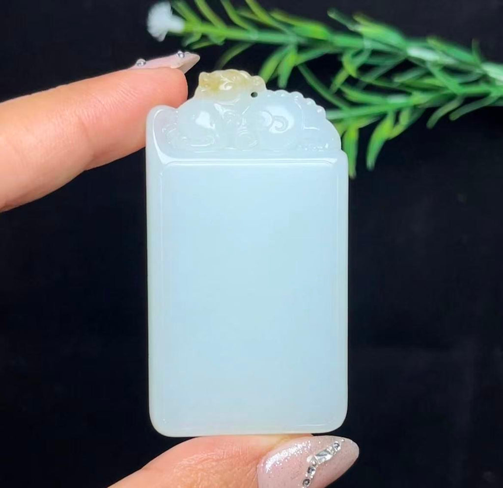 和田玉糖白羊脂白玉府上有龙平安无事牌（44.8g）