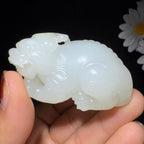 和田玉籽料手把件貔貅（76.2g）