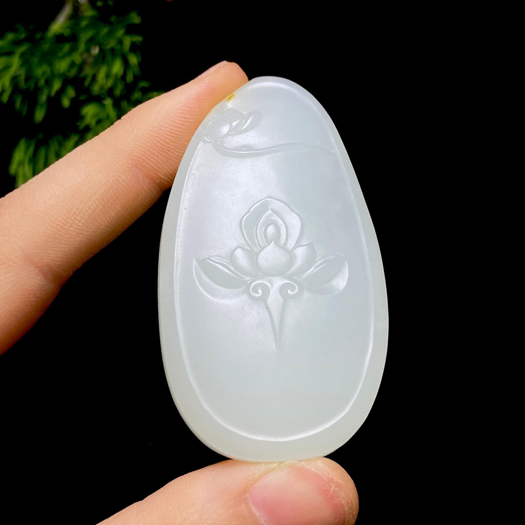和田玉籽料观音（53.2g）