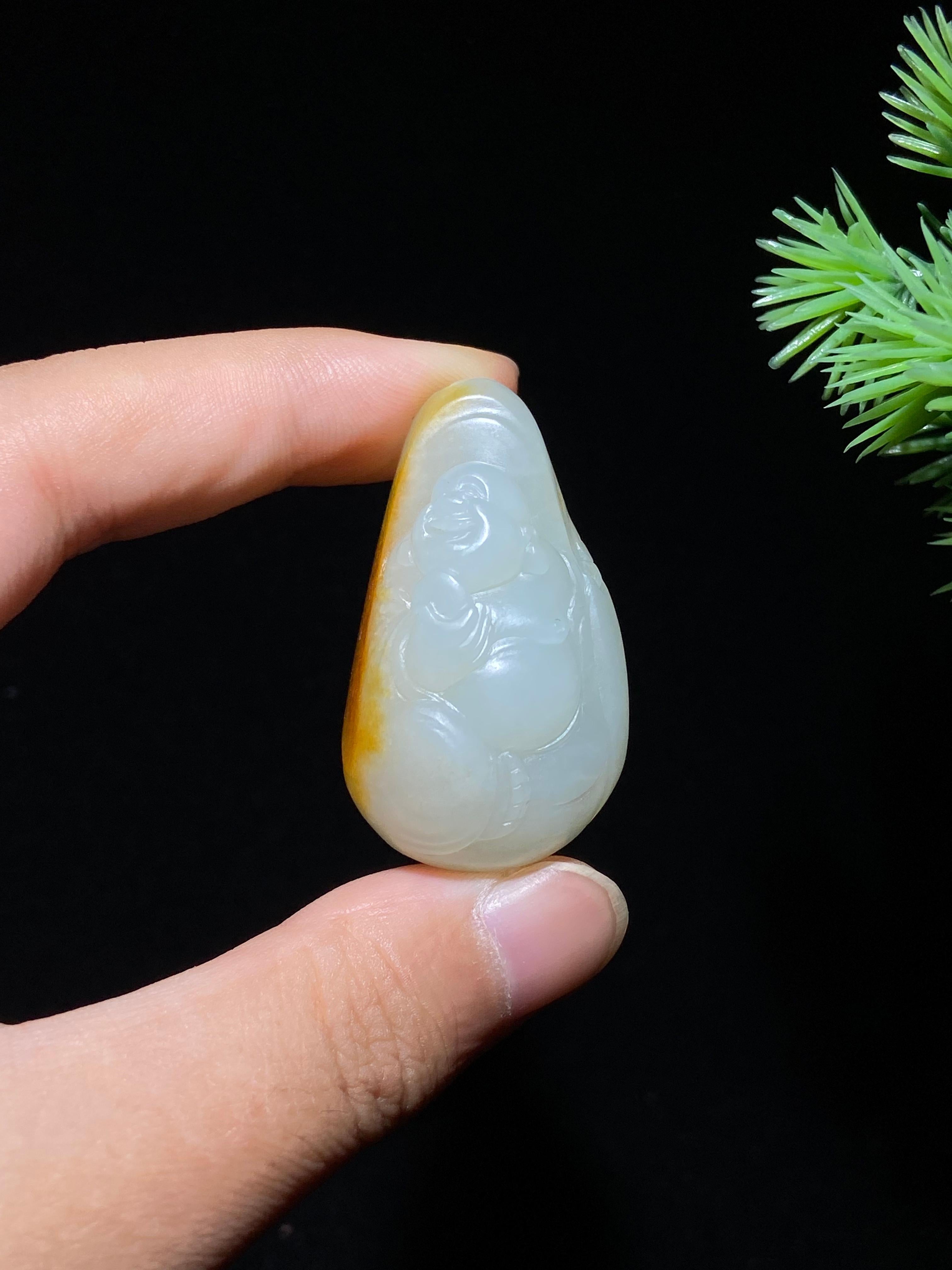 和田玉籽料佛公（25.4g）