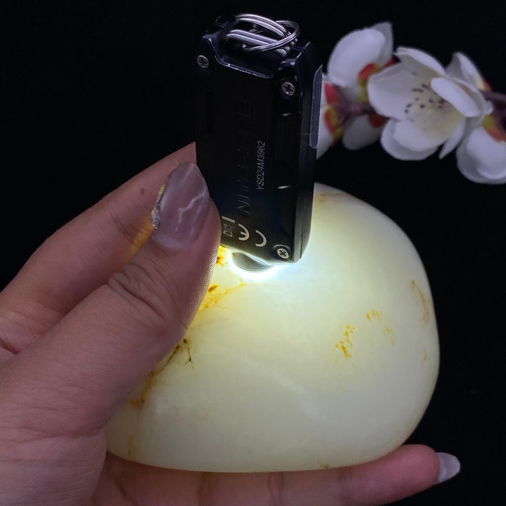 和田玉洒金皮籽料原石（623.8g）