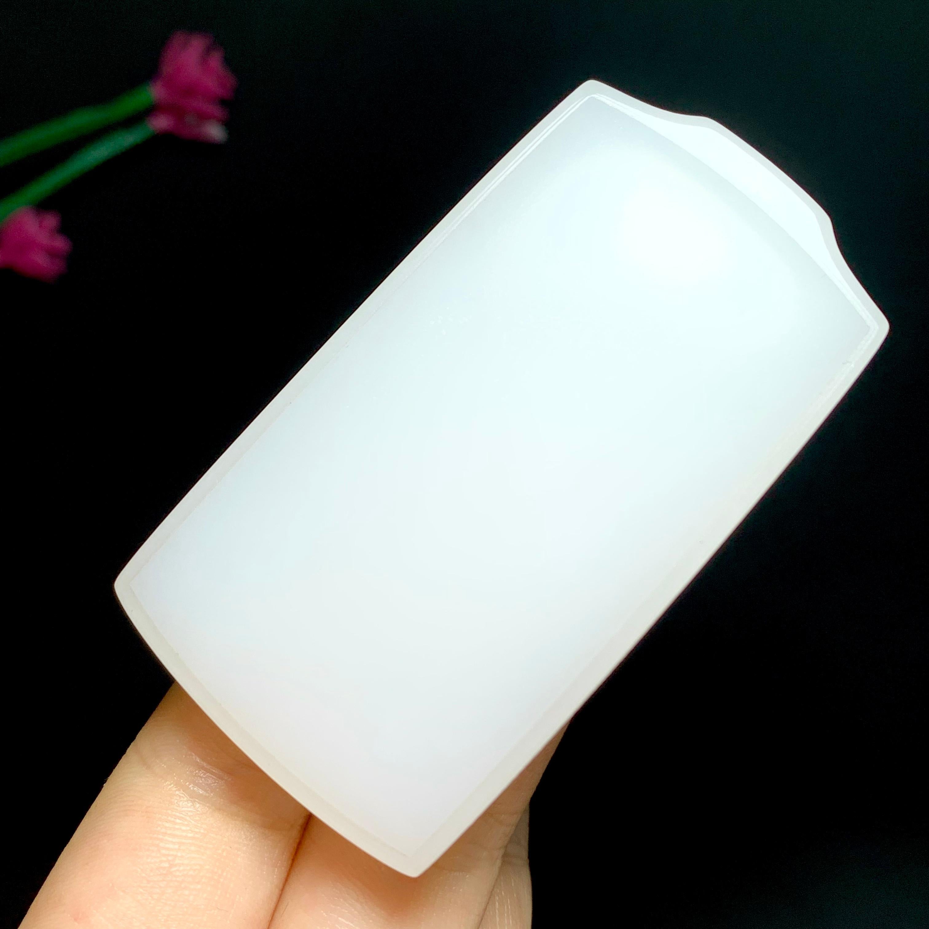 高品质和田玉羊脂白玉无事牌（73.5g）