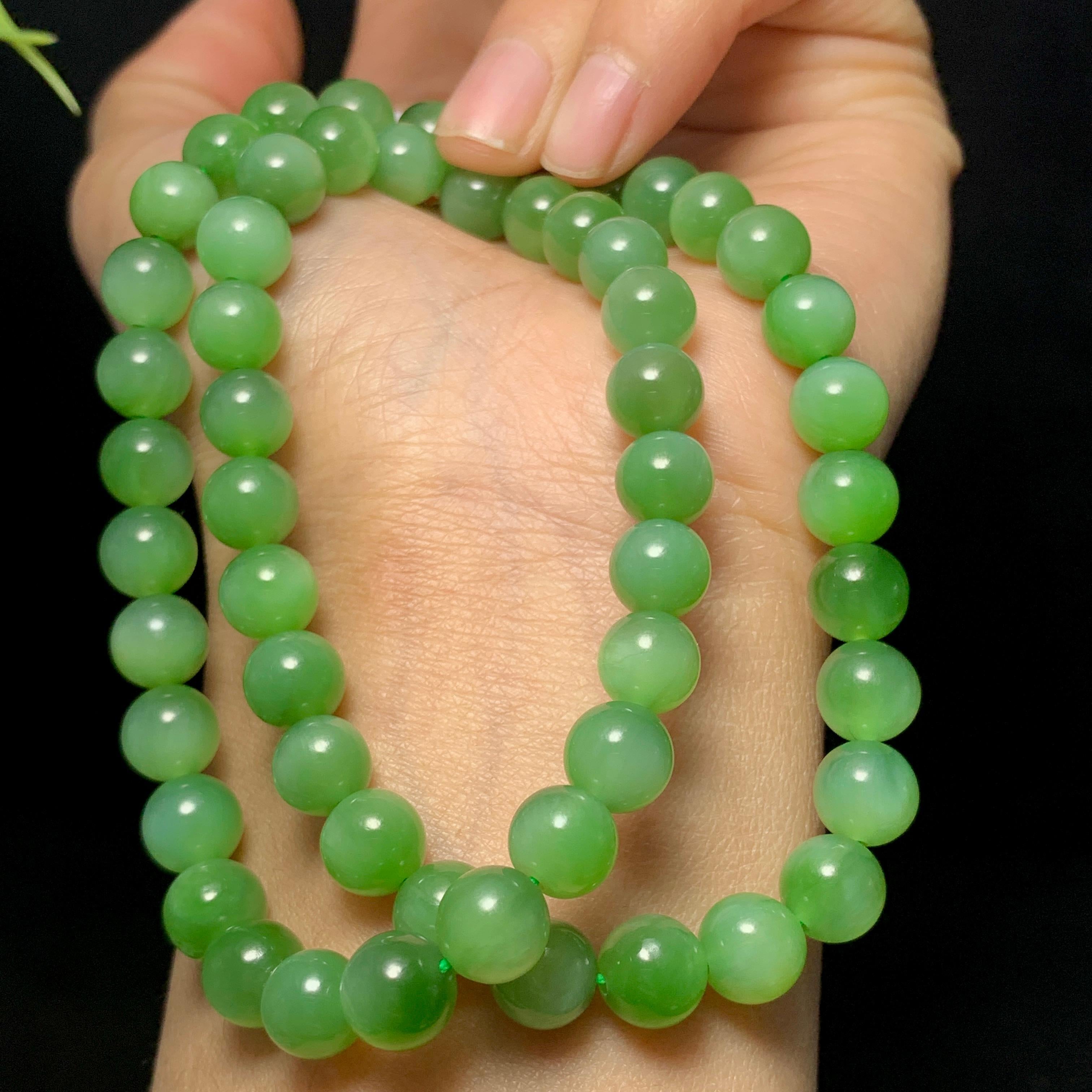 高品质和田碧玉粉绿猫眼项链（43.7g）