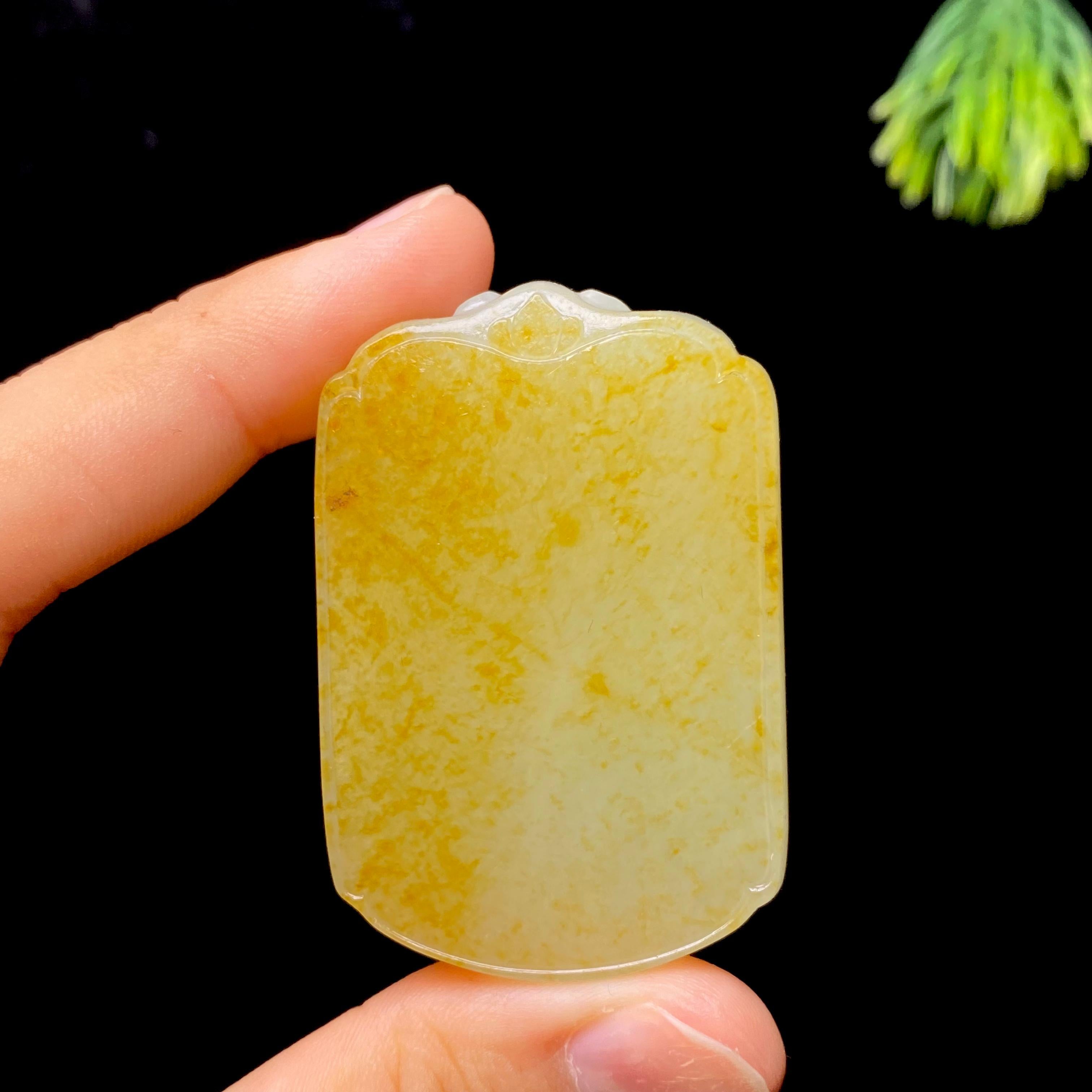 和田玉籽料无事牌（51.5g）