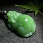 和田玉碧玉猫眼貔貅吊坠（56.5g）
