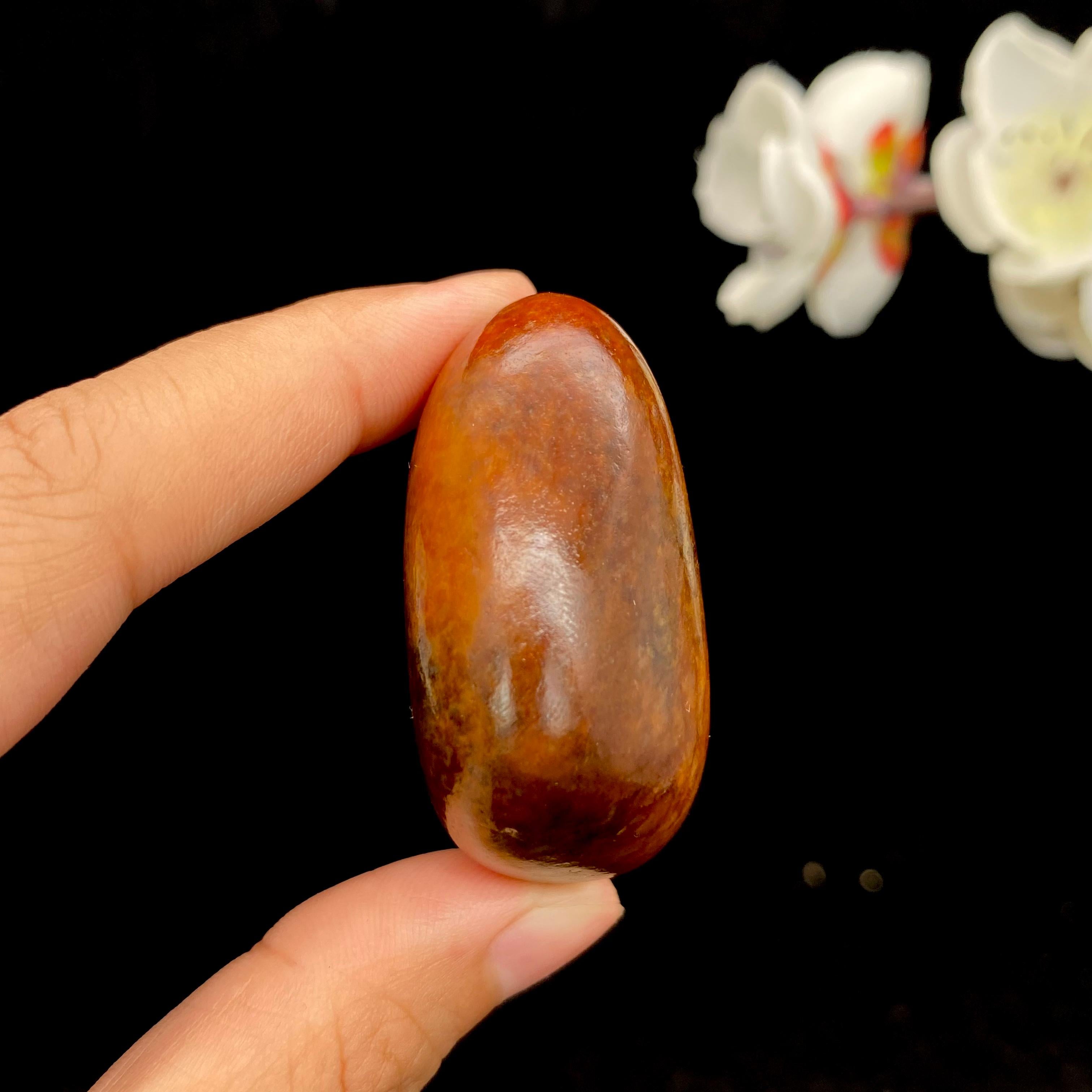 和田玉红沁皮籽料原石（51.5g）