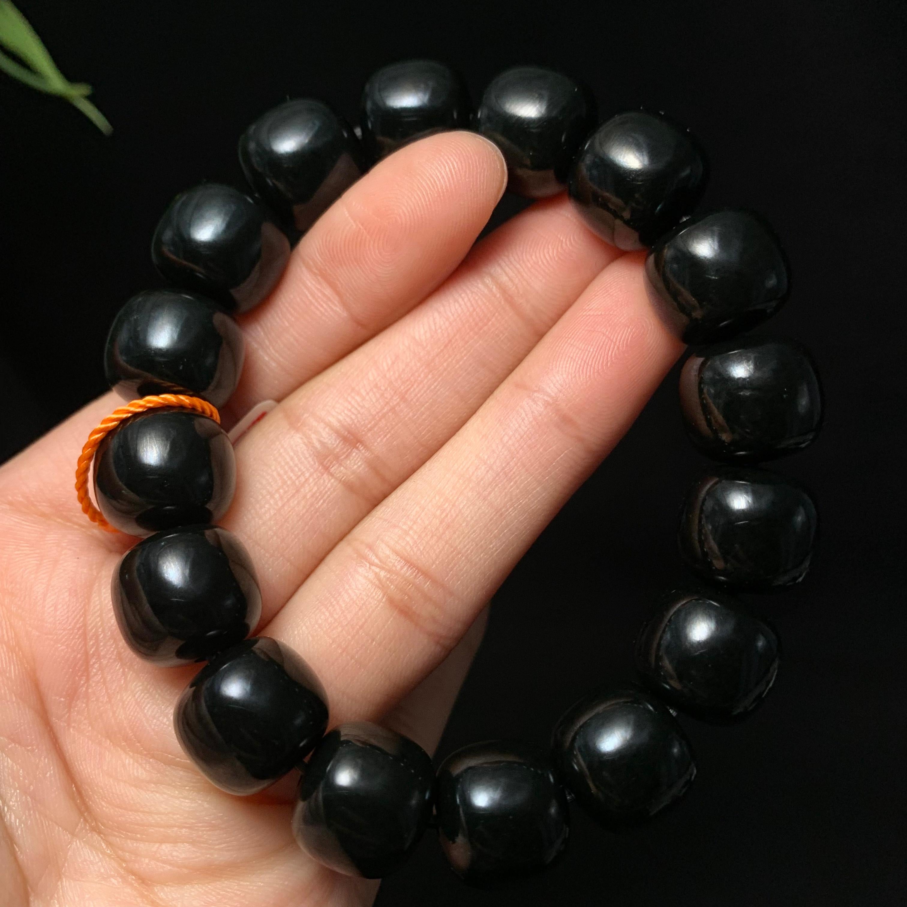 精品和田籽料黑青老型珠手串（74.1g）