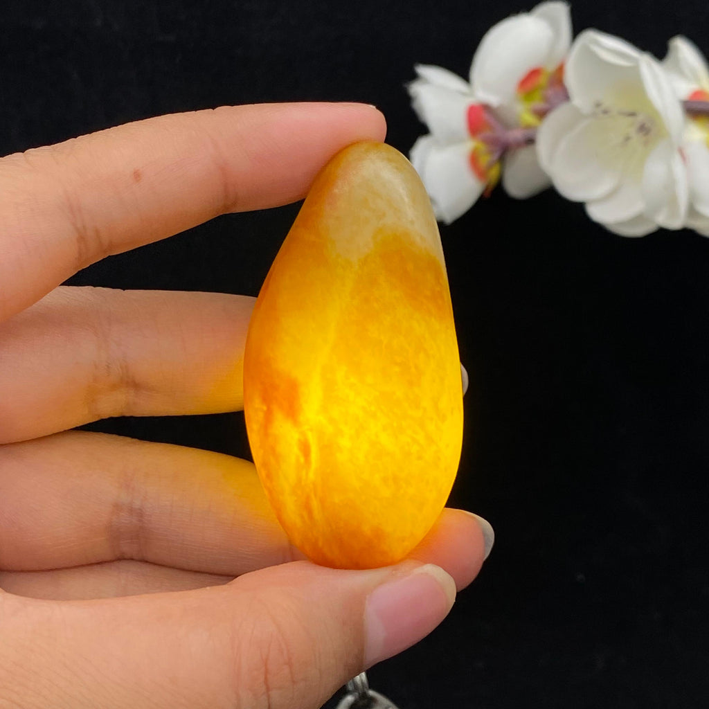 和田玉满洒金皮籽料挂件（45.5g）