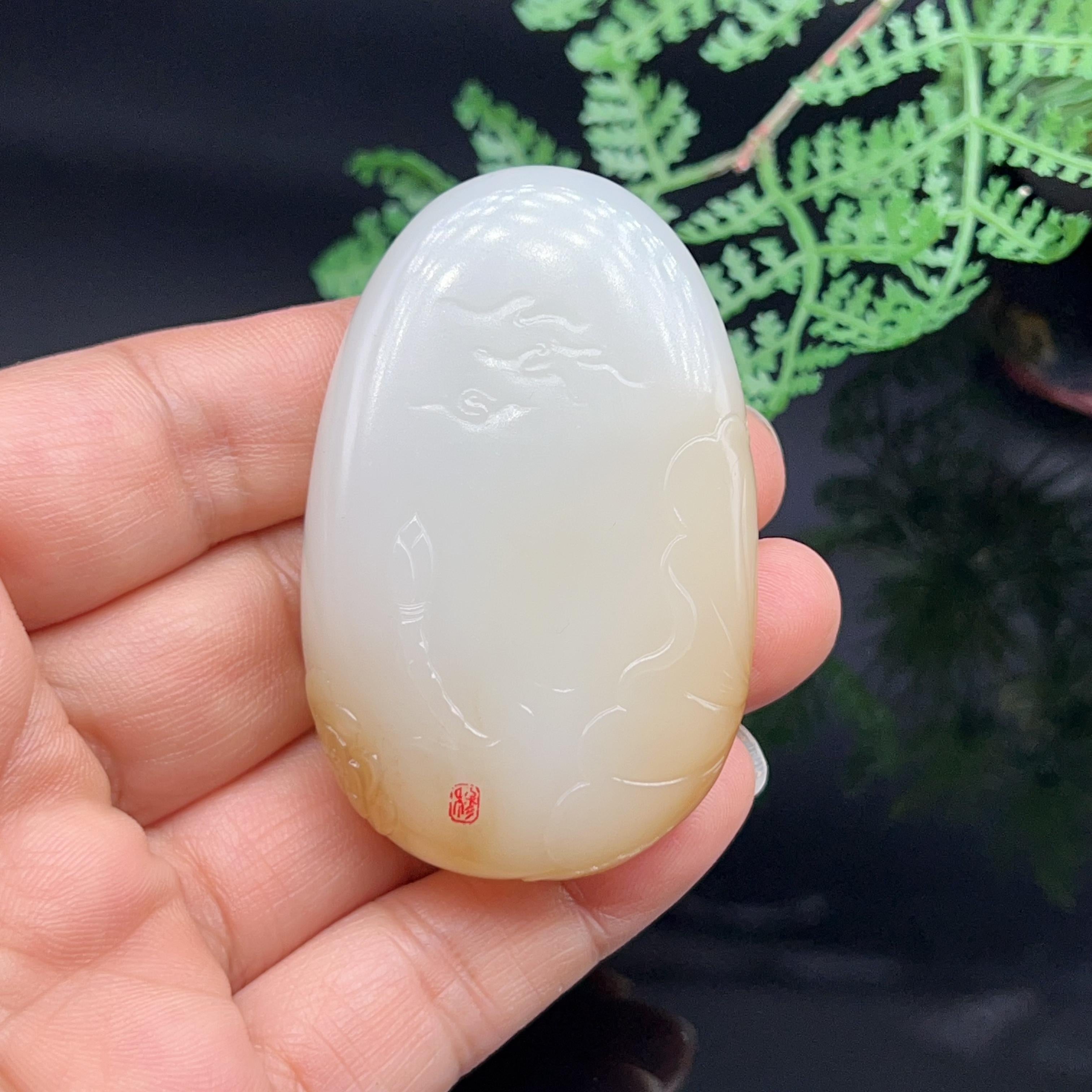 和田玉糖羊脂白玉坐莲观音挂件（62.7g）