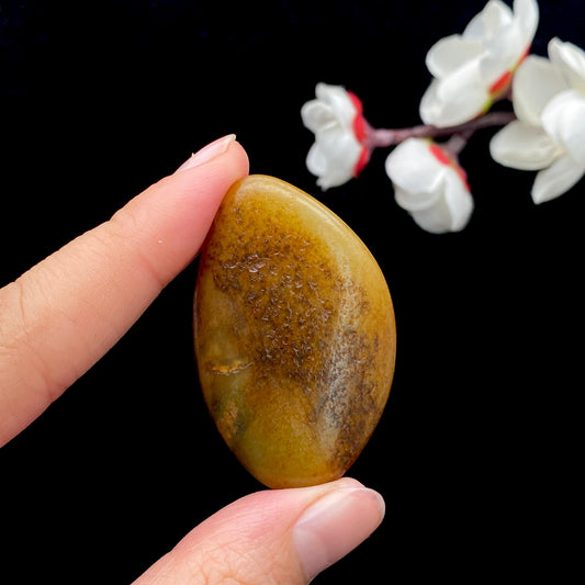 和田玉满黄皮籽料挂件（23g）