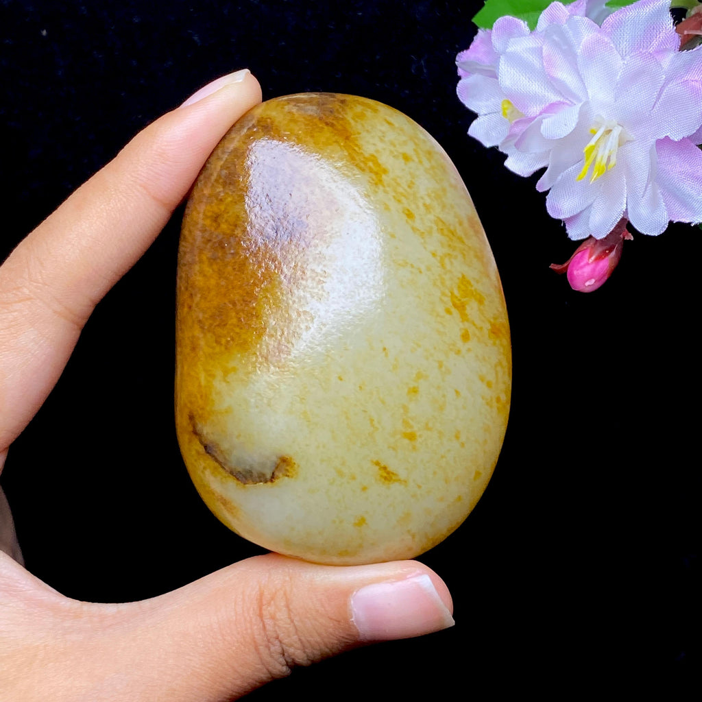 和田玉秋梨皮白肉籽料挂件（155.5g）