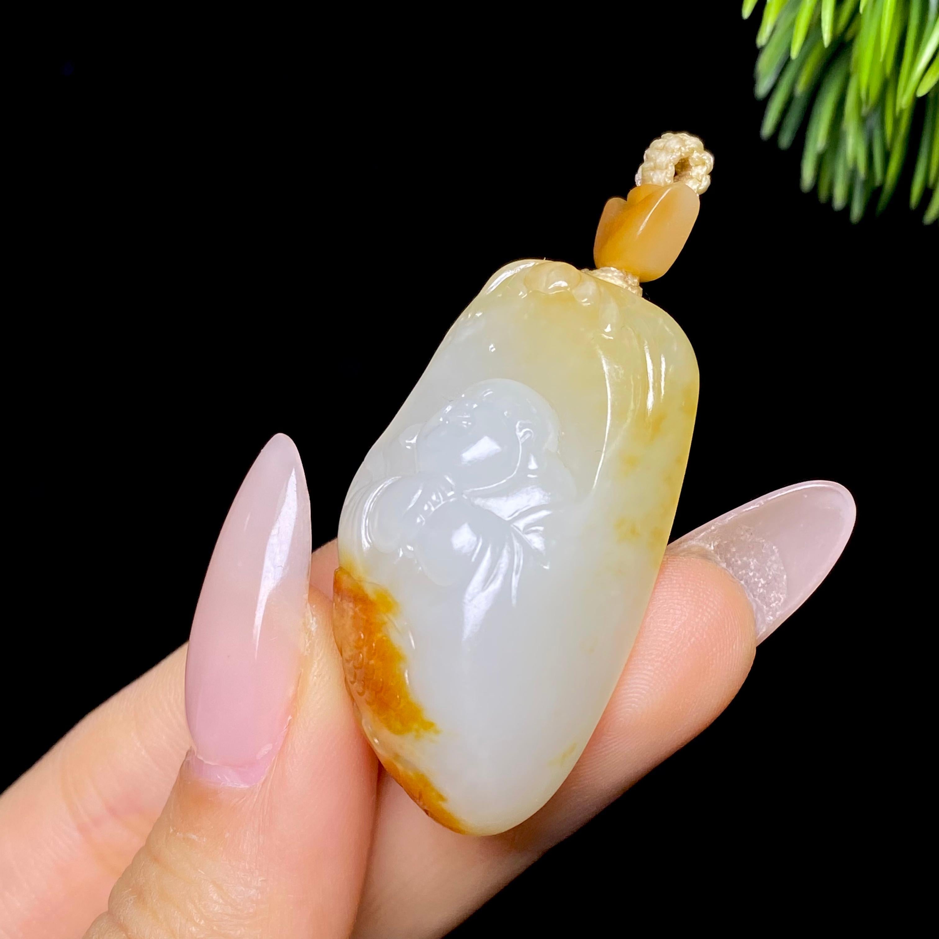 和田玉籽料佛公（18.2g）