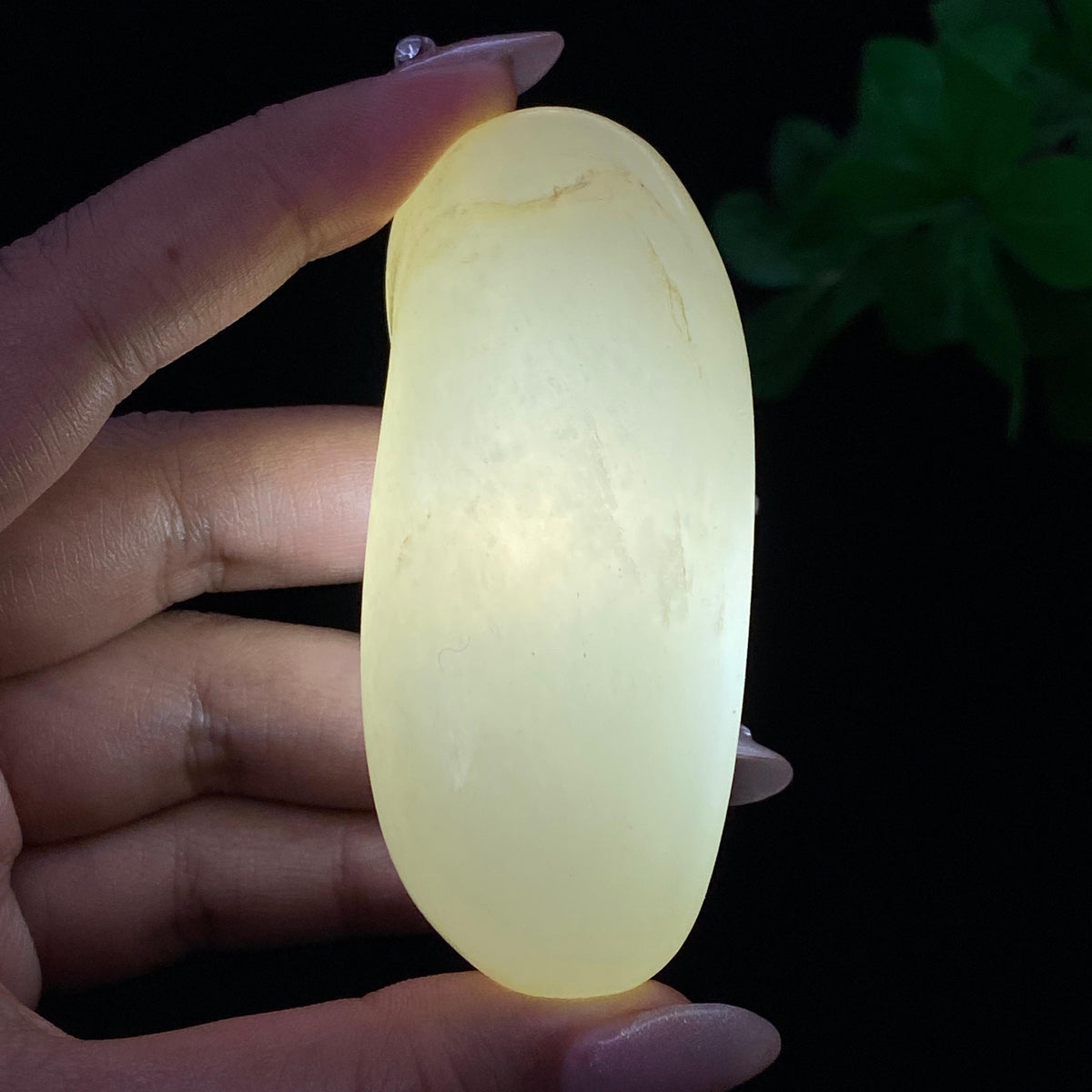 和田玉白玉籽料手把件（87.3g）