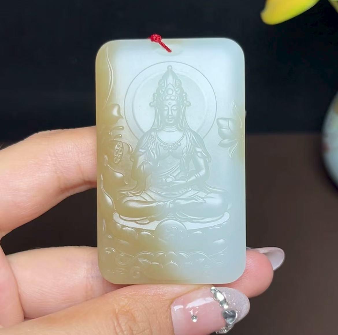 高品质和田玉糖白羊脂玉观音（57.2g）