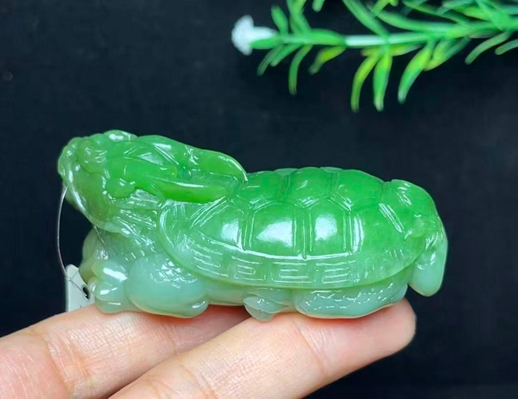 和田玉碧玉特色三色料龙龟手把件（82.4g）
