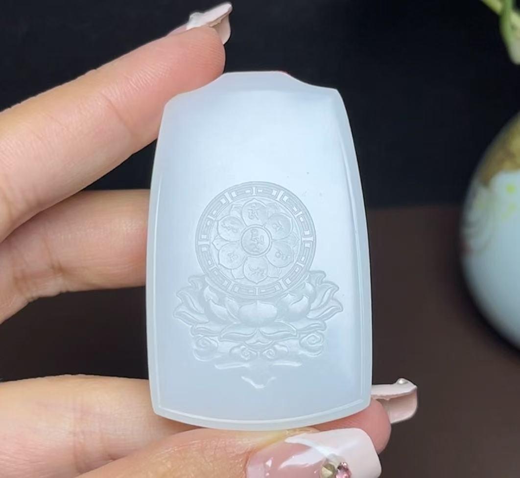 和田羊脂玉观音（44.7g）