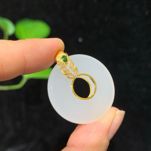 18k金羊脂白玉吊坠01023079（8.1g）