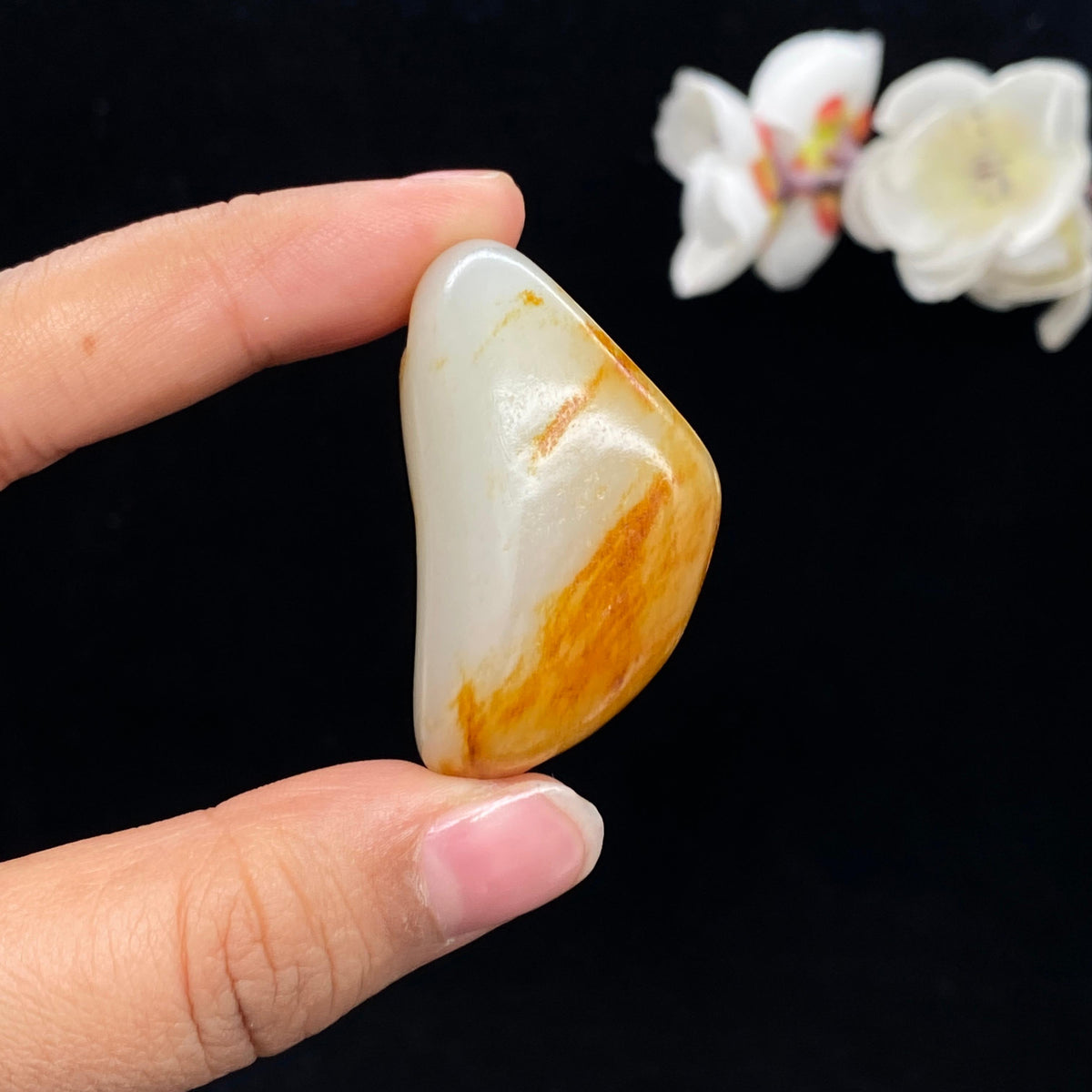 和田玉聚黄皮籽料挂件（44.1g）