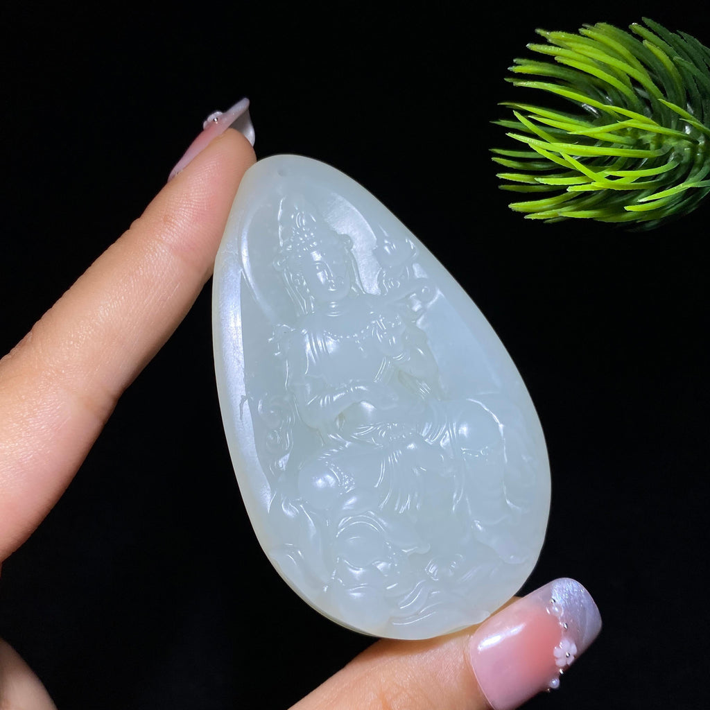 和田玉籽料大势至菩萨（60.9g）