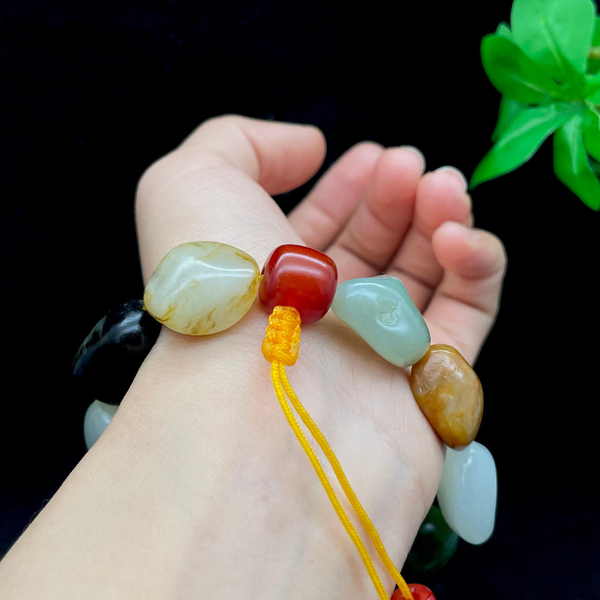 和田玉籽料【精品多宝手串】（61.5g）