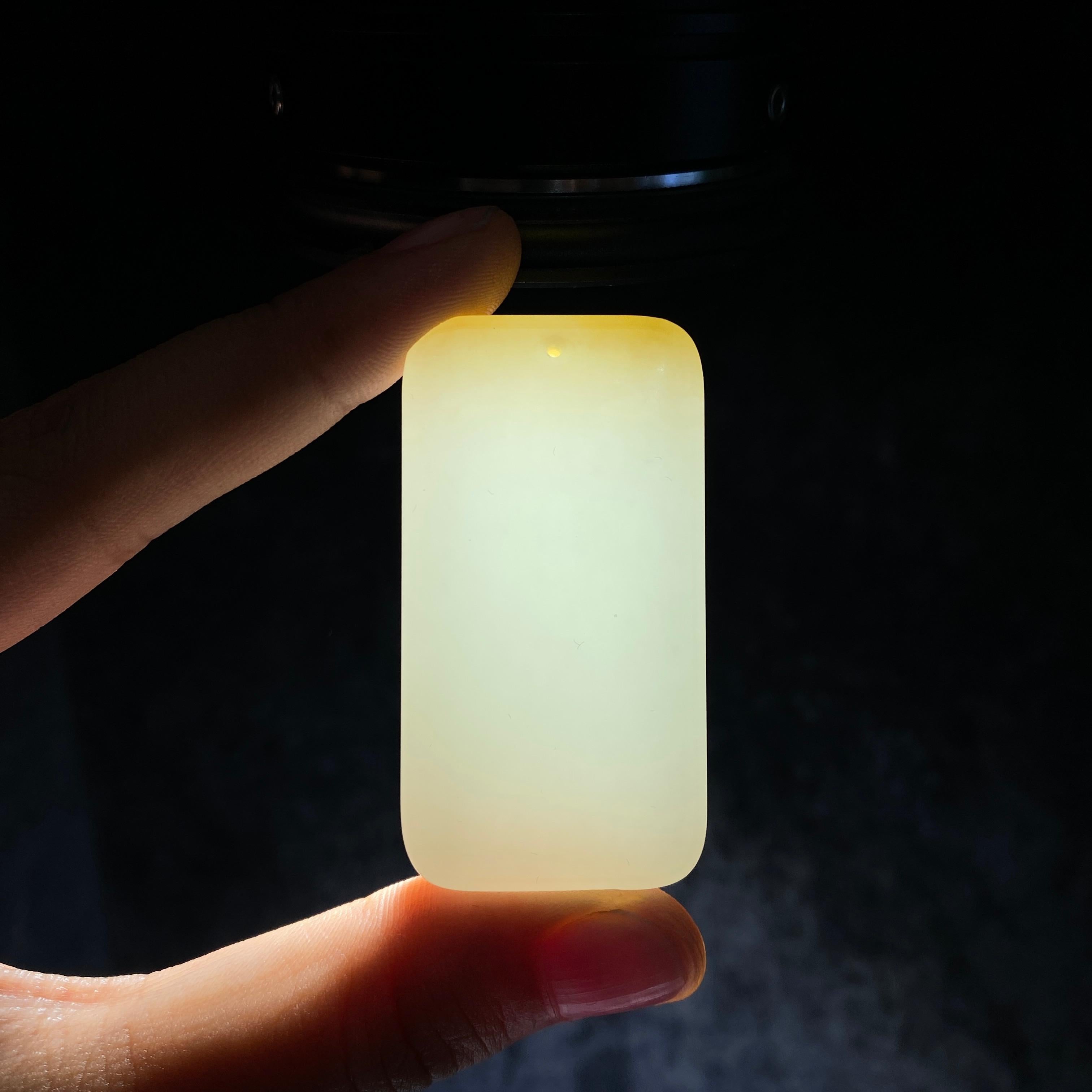 和田玉糖白玉无事牌（36.3g）