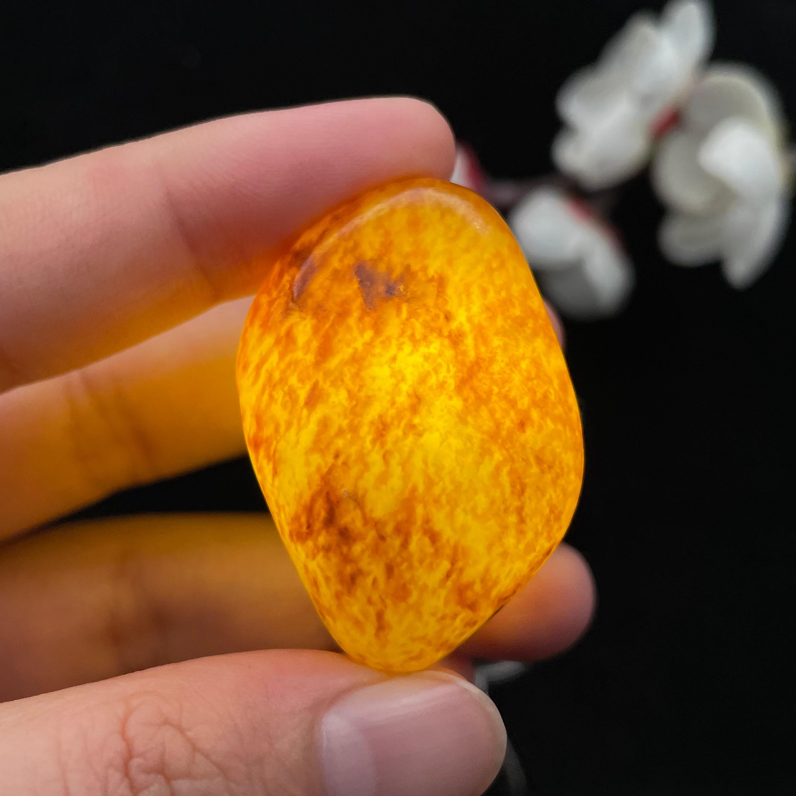 和田玉满黄皮籽料（29.5g）