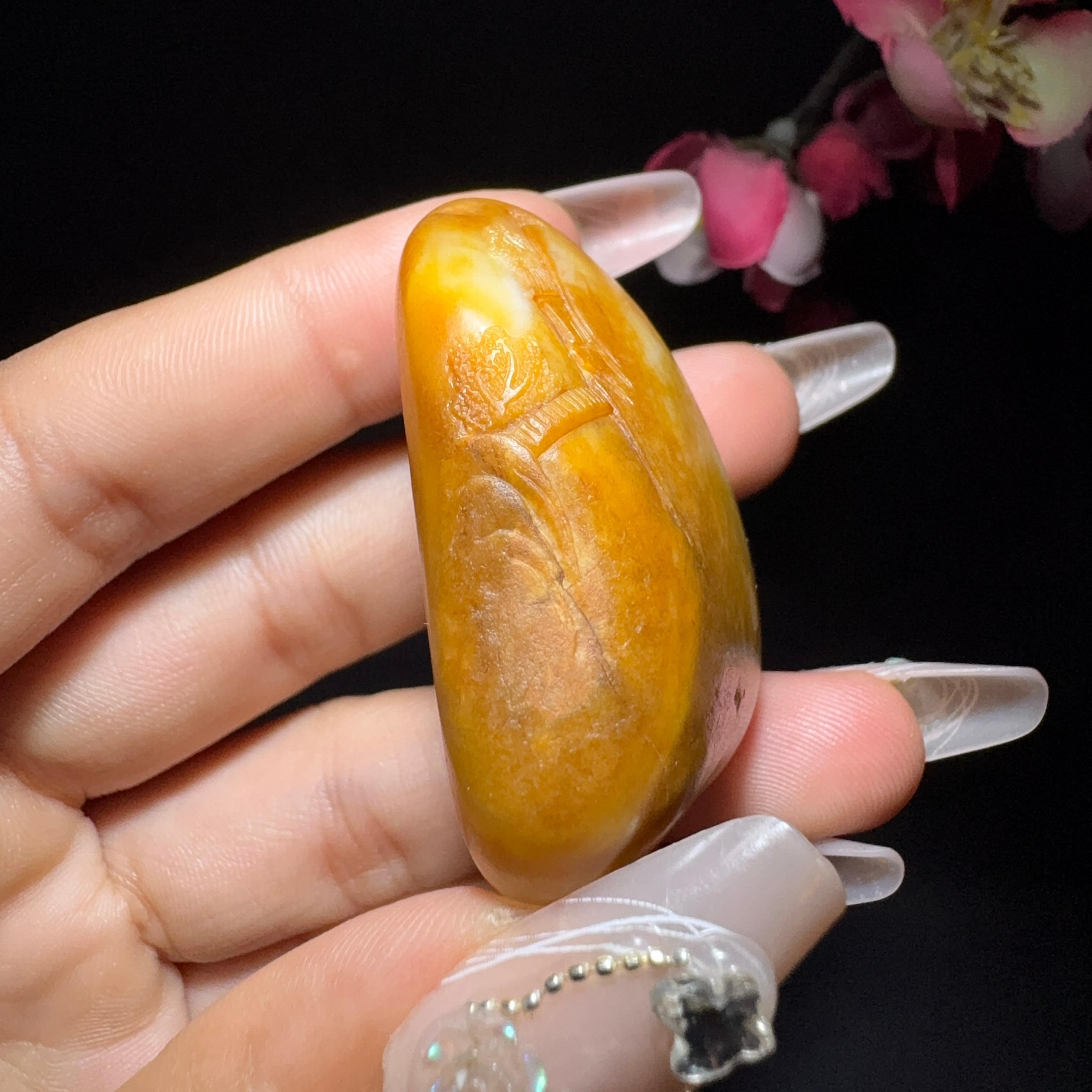 和田玉籽料挂件（49.3g）