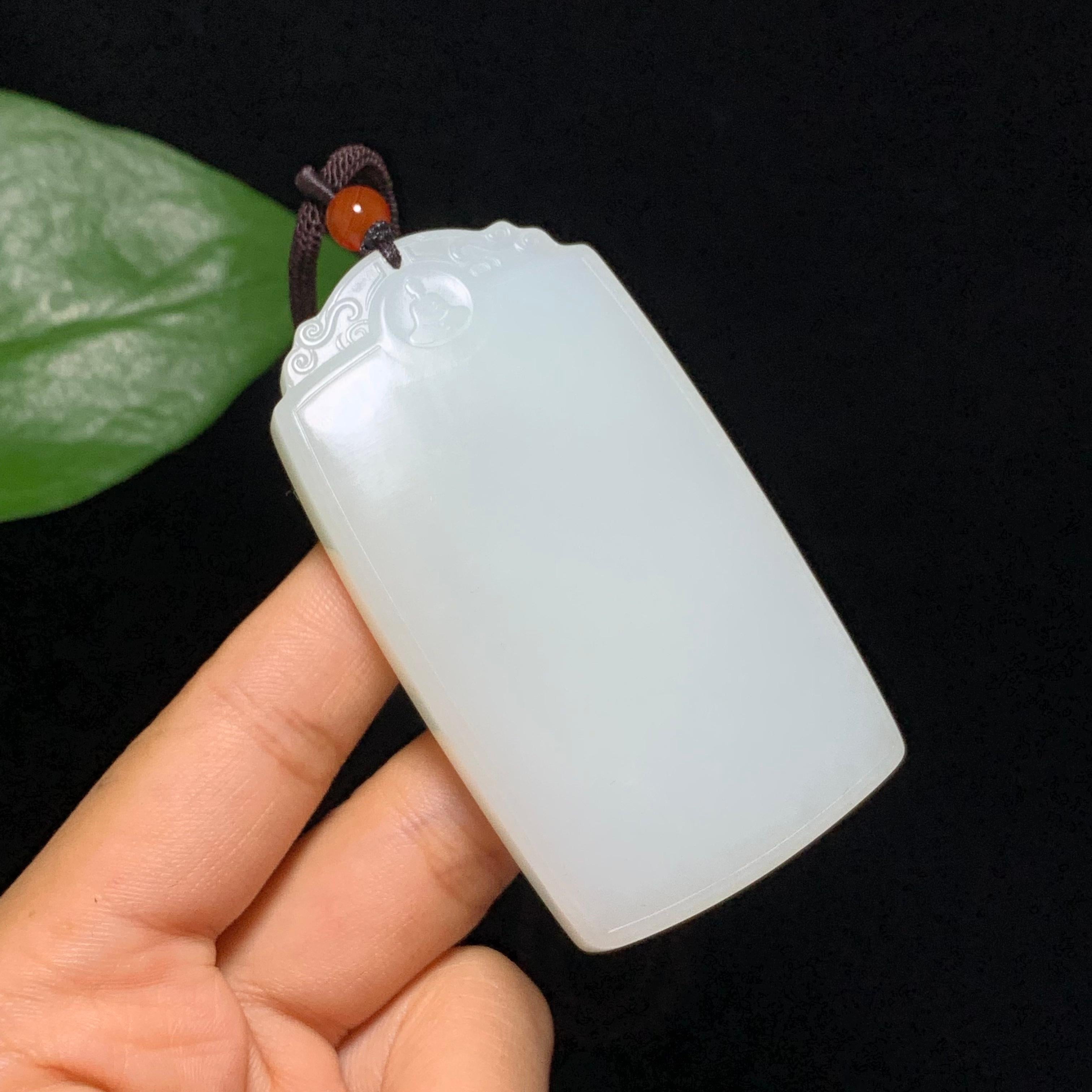 高品质和田山料白玉无事牌（72.0g）