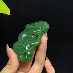 碧玉阳绿喜事连连手把件（58.5g）