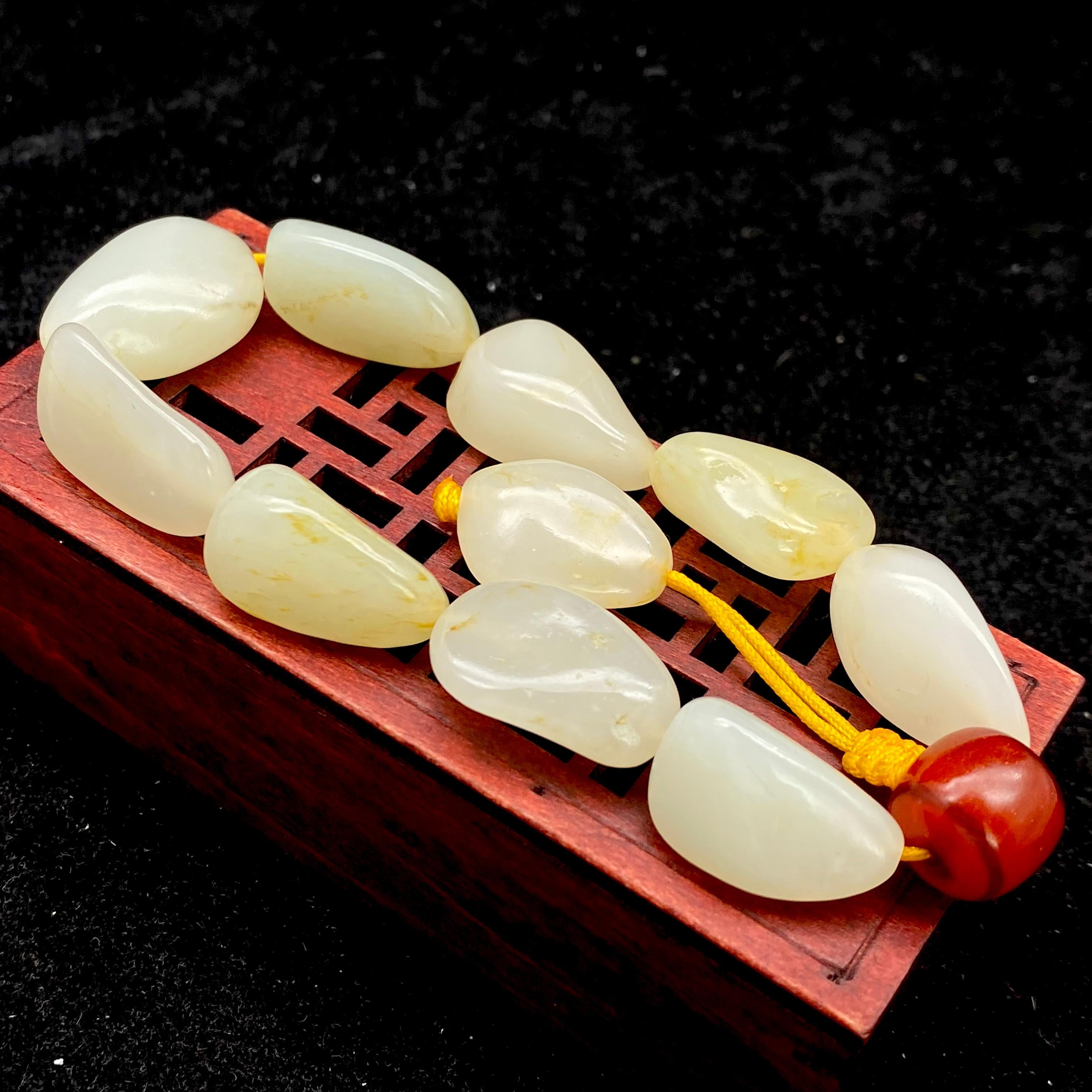 和田玉洒金皮【精品手串】（49.3g）