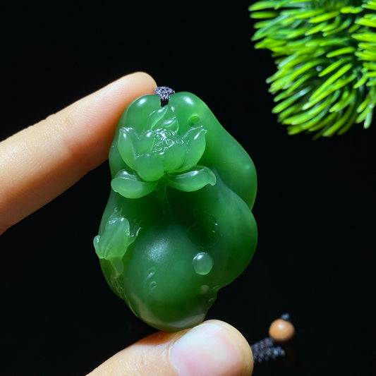 和田玉碧玉花开富贵挂件（21.6g）