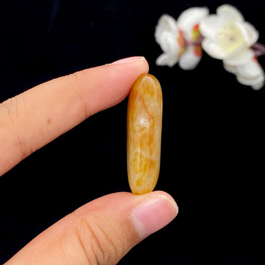 和田玉满洒金皮籽料吊坠籽（14.4g）