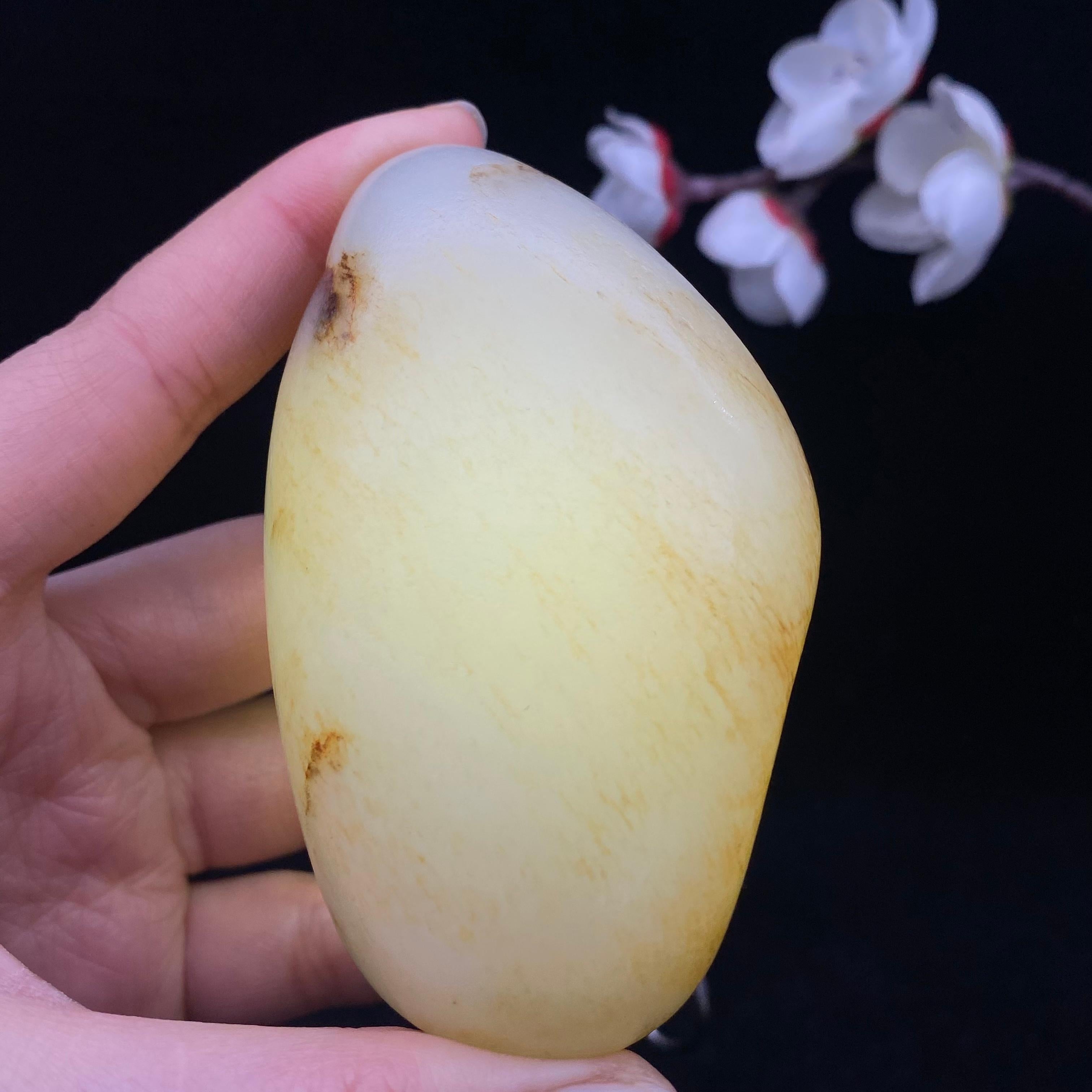 和田玉洒金皮籽料（208.9g）