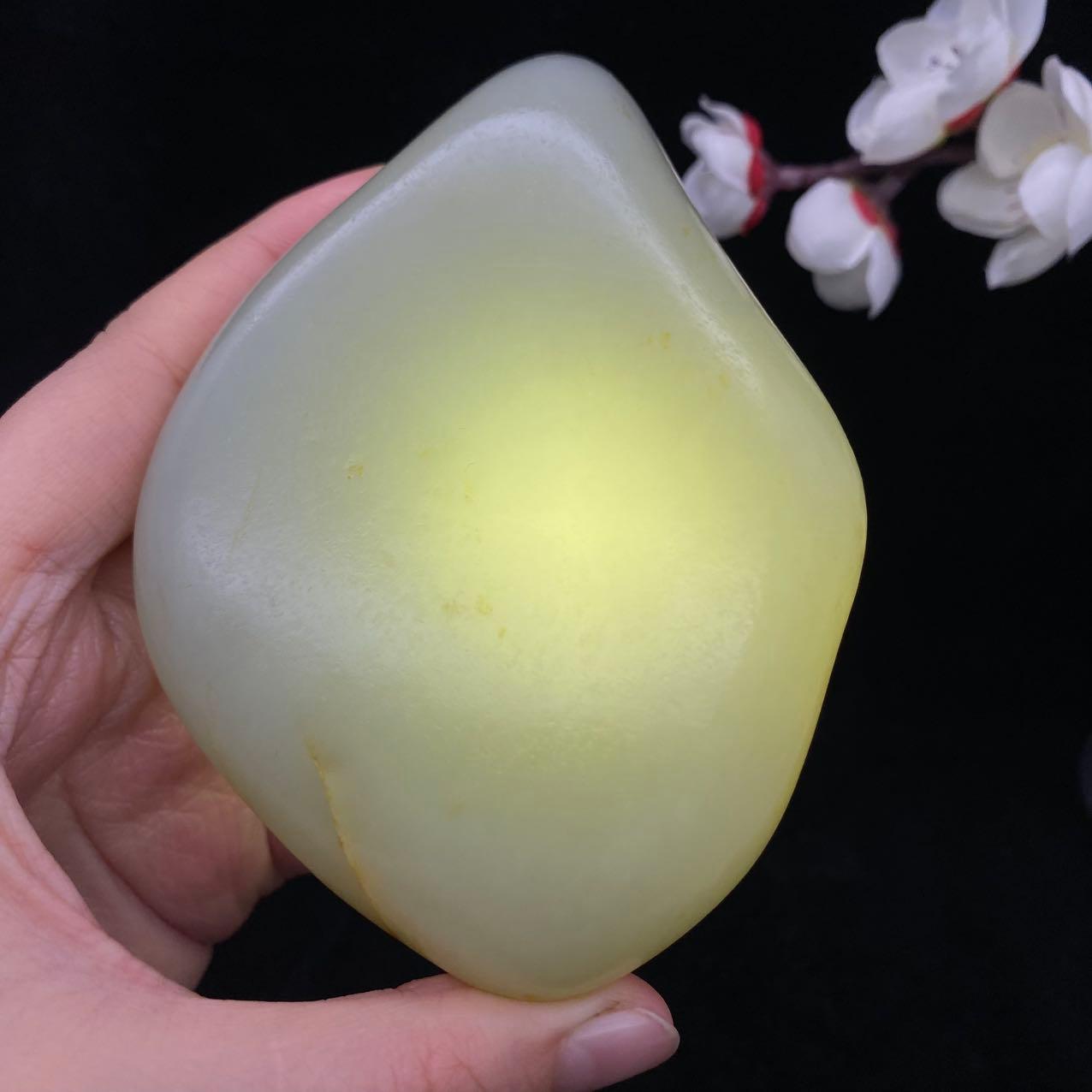 和田玉青白玉籽料原石（352.3g）