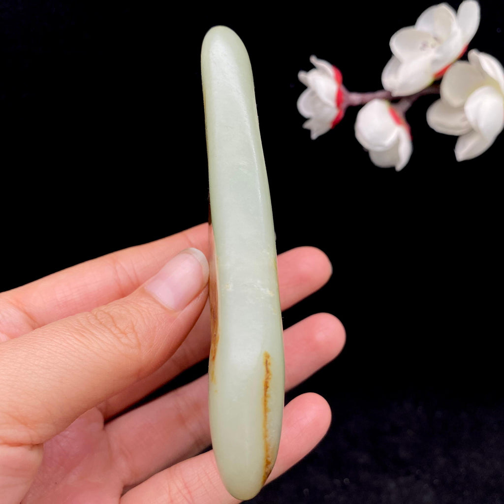 和田玉聚黄皮籽料手把件（133.1g）