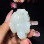 和田玉籽料挂件貔貅（56.3克）