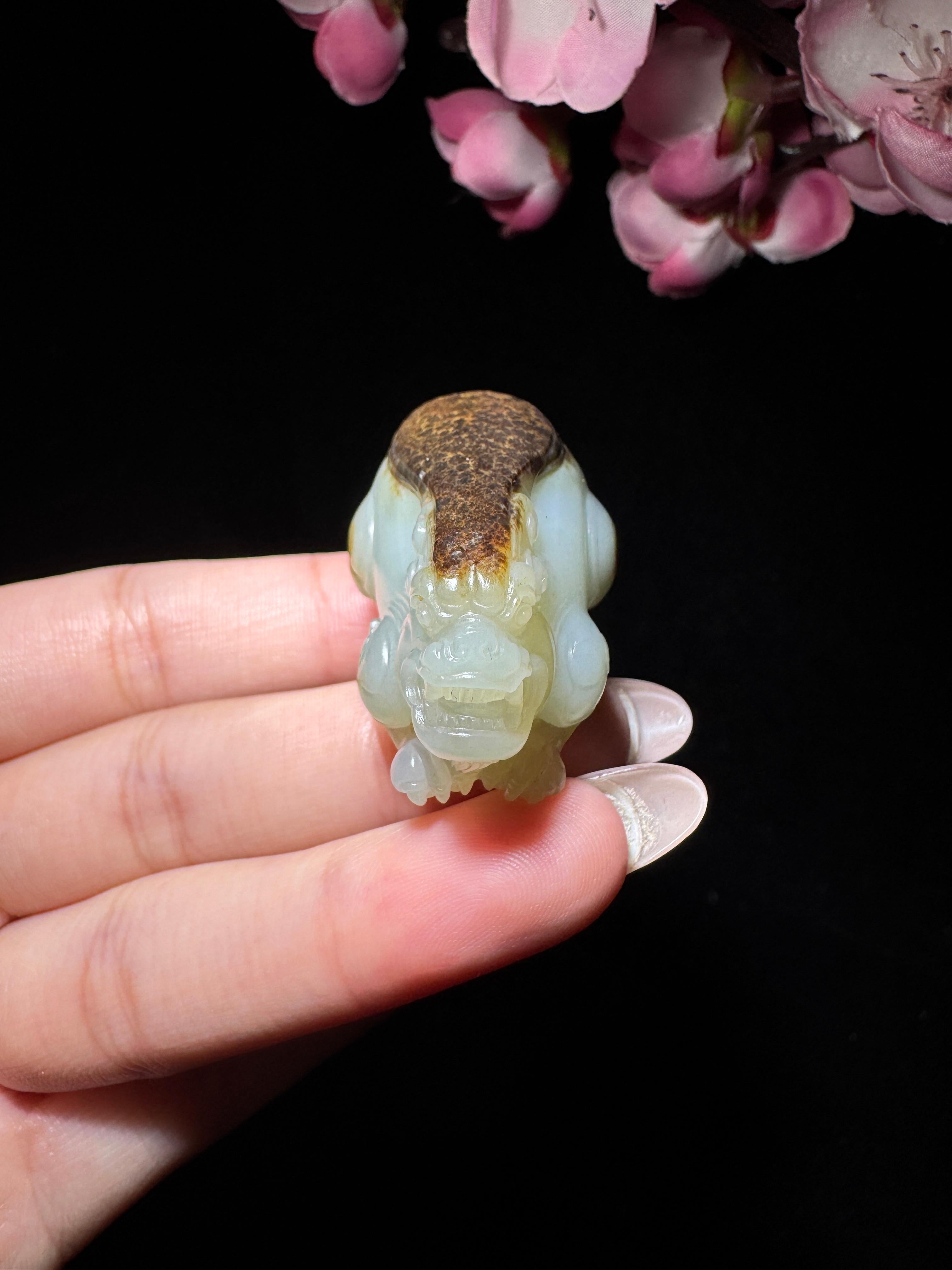 和田玉籽料貔貅（35.8g） – 厚德载玉