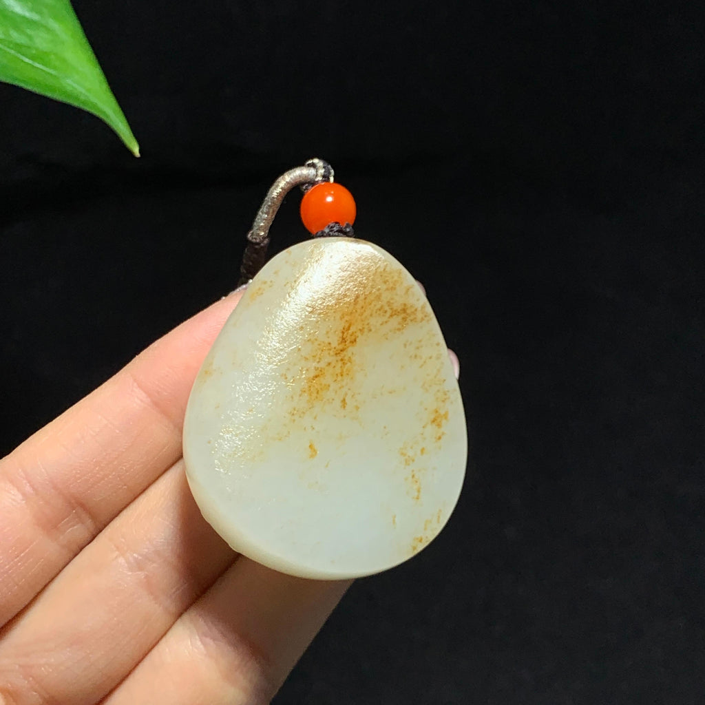 和田籽料秋梨皮白玉观音挂件（47.2g）