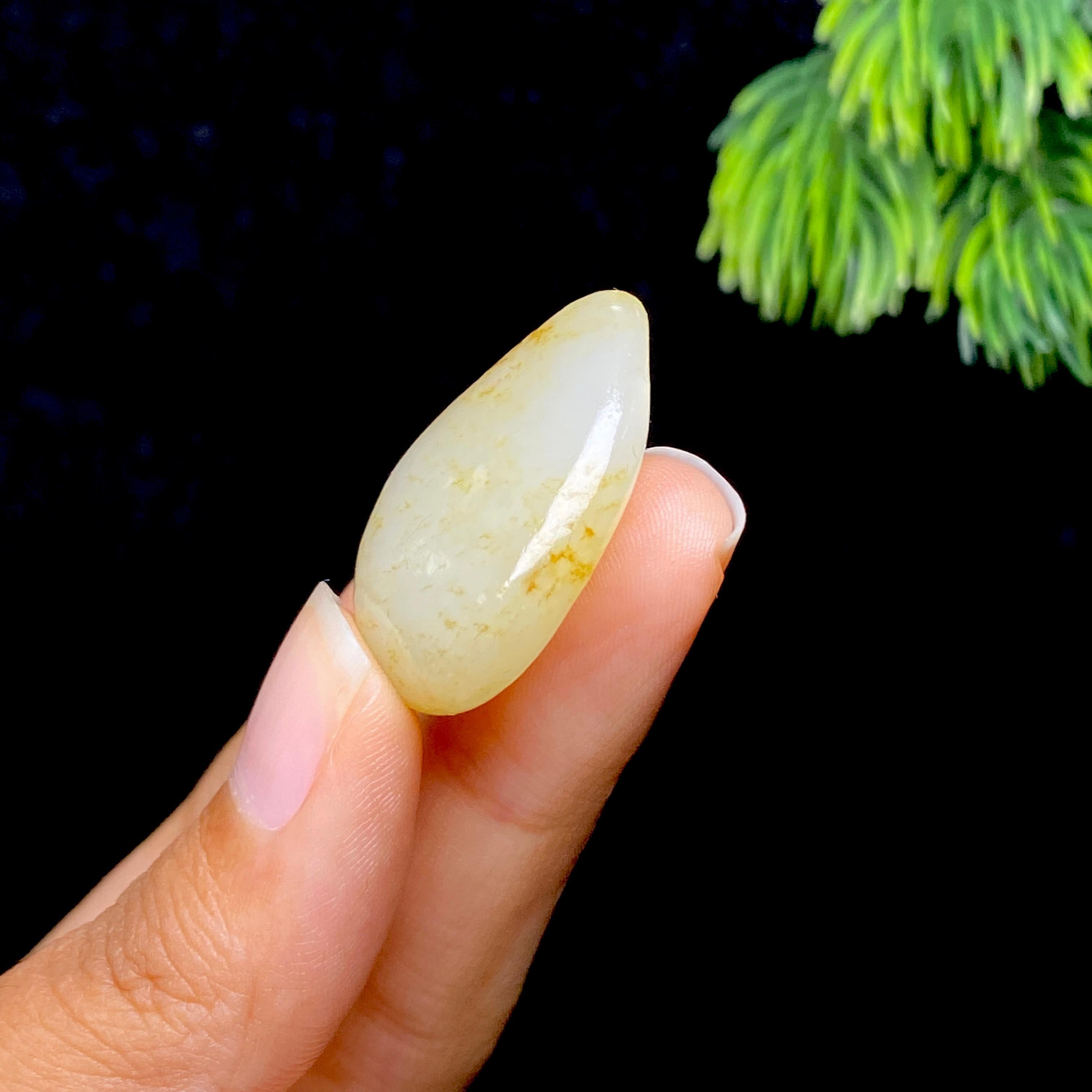 和田玉秋梨皮籽料（10.86g）