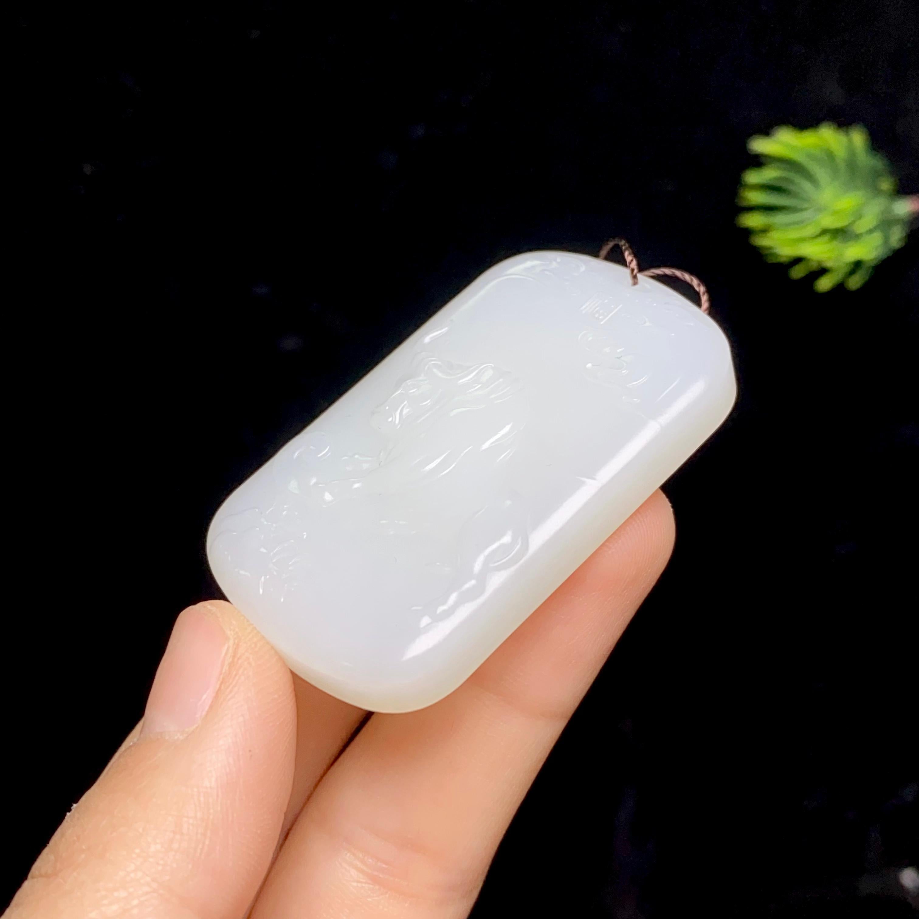 和田玉白玉牛气冲天（31.6g）